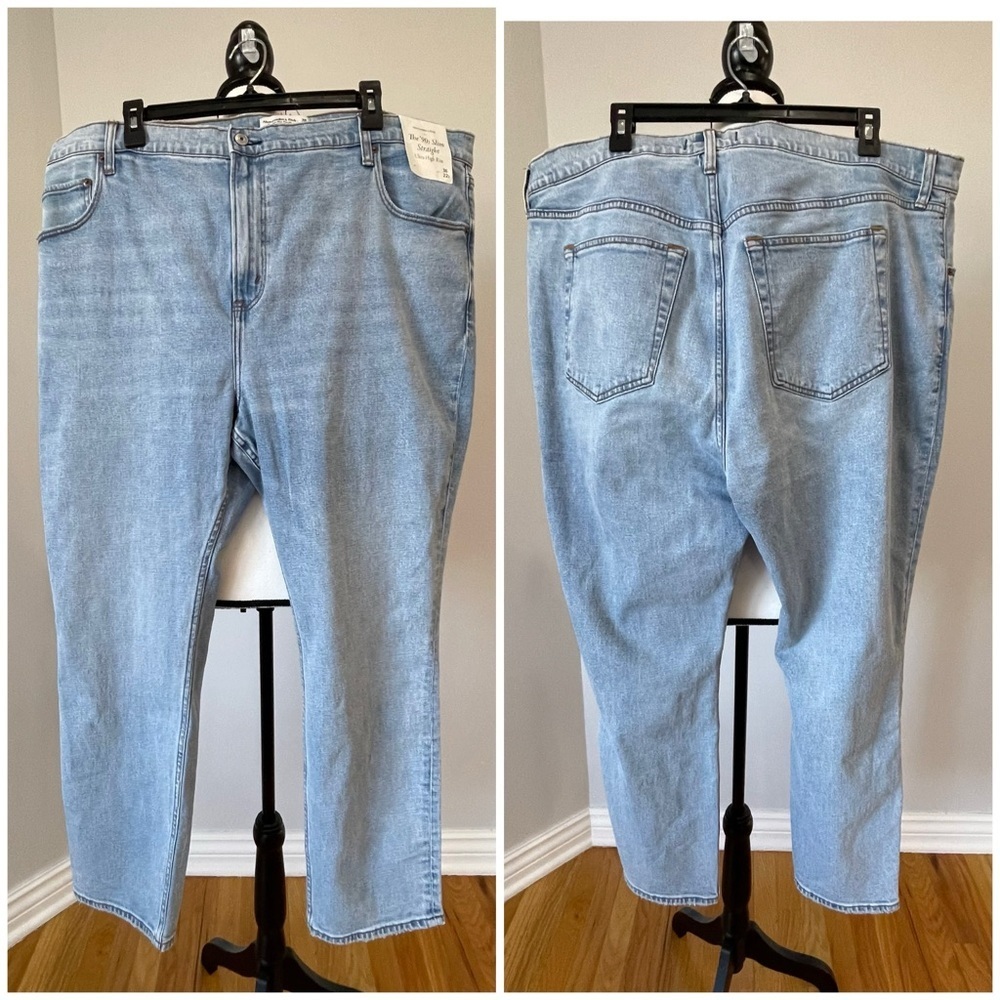 Abercrombie & Fitch The 90's Slim Straight Ultra High Rise denim new with tags